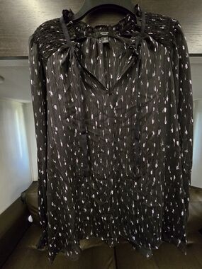 Simply Vera Vera Wang Black Blouse with Light Pink Dot Print